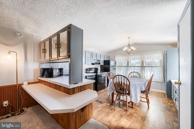 141 COWHIDE CIR, Middle River, MD 21220