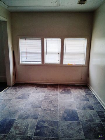 2722 Suwanee Avenue, Macon, GA 31204