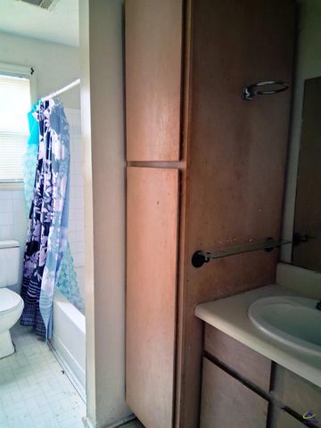 2722 Suwanee Avenue, Macon, GA 31204