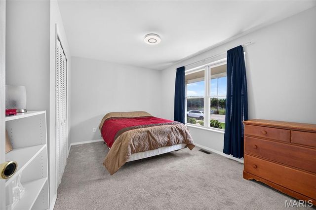 2745 Saint Peters Howell Road, St Peters, MO 63376