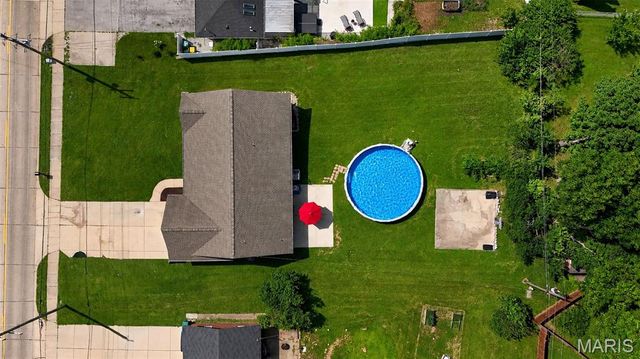 2745 Saint Peters Howell Road, St Peters, MO 63376
