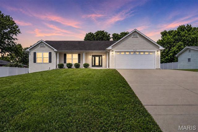 2745 Saint Peters Howell Road, St Peters, MO 63376