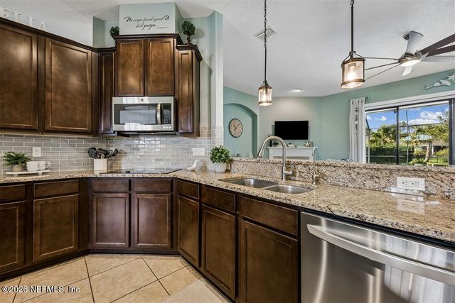 33114 PRAIRIE PARKE Place, Fernandina Beach, FL 32034