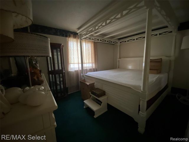 524 W Huron Street, Milford, MI 48381