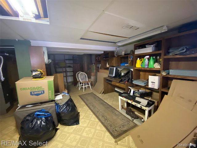 524 W Huron Street, Milford, MI 48381