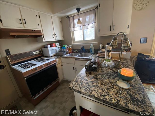 524 W Huron Street, Milford, MI 48381