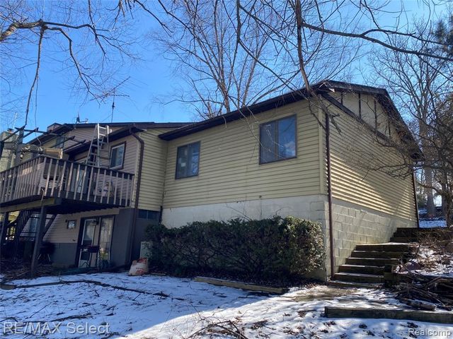 524 W Huron Street, Milford, MI 48381