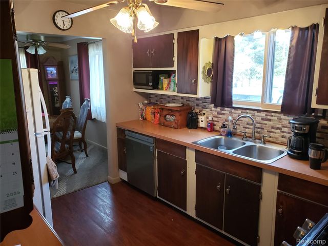 6365 W Airline Road, Sherman Township, MI 48893