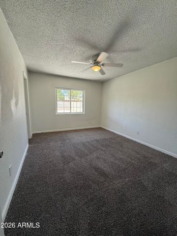 6826 W PIERSON Street, Phoenix, AZ 85033