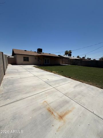 6826 W PIERSON Street, Phoenix, AZ 85033