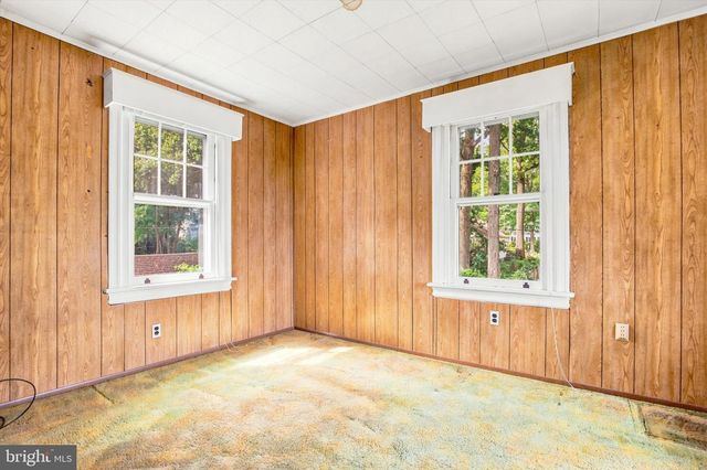 2140 WAYNE AVE, Abington, PA 19001