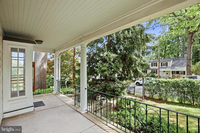 2140 WAYNE AVE, Abington, PA 19001