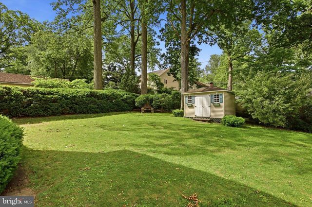 2140 WAYNE AVE, Abington, PA 19001