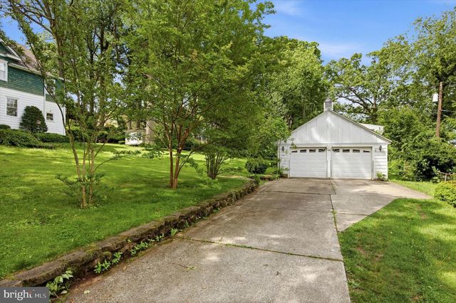 2140 WAYNE AVE, Abington, PA 19001