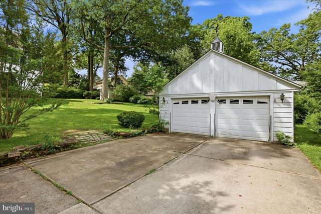 2140 WAYNE AVE, Abington, PA 19001
