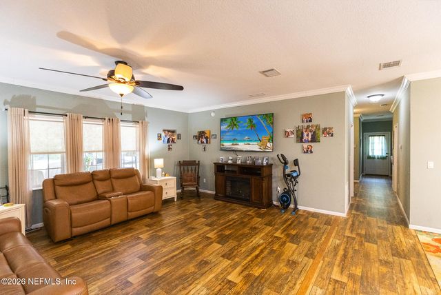 179 KINGFISH Road, Pomona Park, FL 32181
