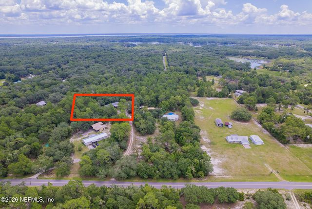 179 KINGFISH Road, Pomona Park, FL 32181