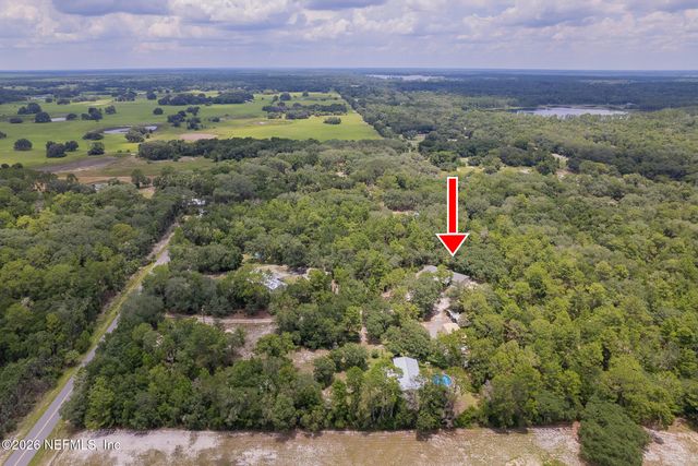 179 KINGFISH Road, Pomona Park, FL 32181