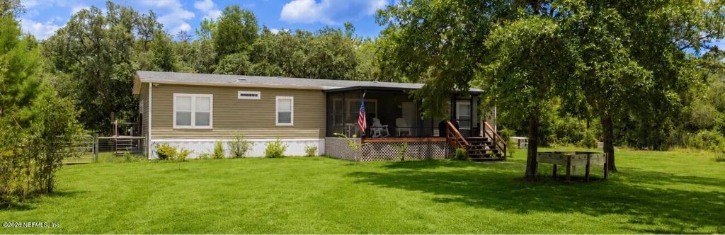 179 KINGFISH Road, Pomona Park, FL 32181