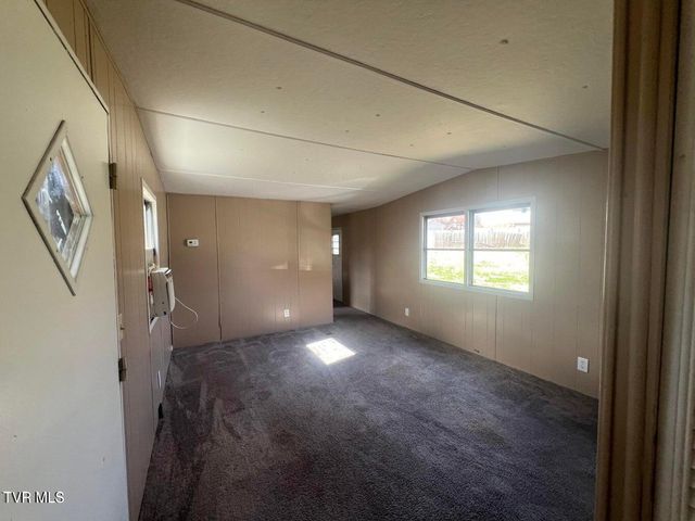 2004 Charlotte Street, Kingsport, TN 37660