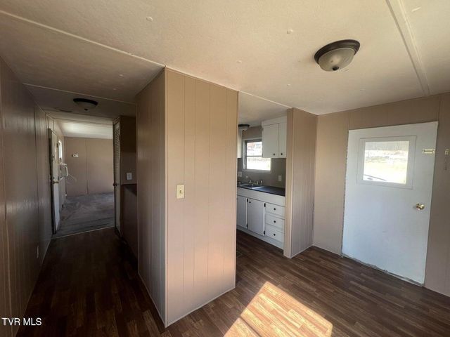 2004 Charlotte Street, Kingsport, TN 37660