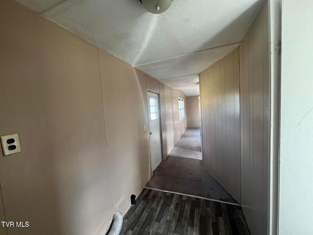 2004 Charlotte Street, Kingsport, TN 37660
