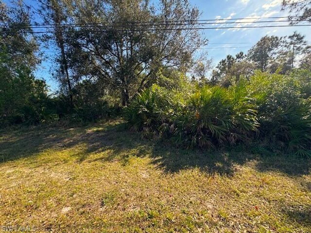 502 Truman AVE, LEHIGH ACRES, FL 33972 — photo 4