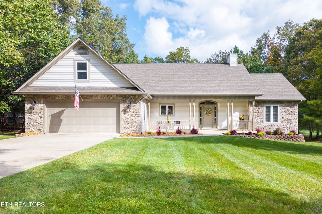 110 Minetta Drive, Crossville, TN 38558