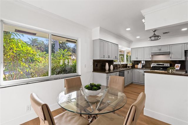 3633 NE 24th Ave, Fort Lauderdale, FL 33308