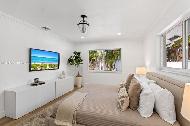 3633 NE 24th Ave, Fort Lauderdale, FL 33308