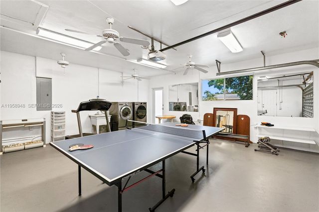 3633 NE 24th Ave, Fort Lauderdale, FL 33308