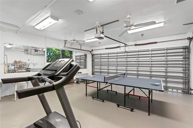 3633 NE 24th Ave, Fort Lauderdale, FL 33308