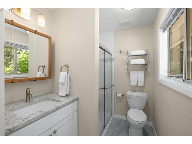 7875 Sw 184TH Ave, Beaverton, OR 97007