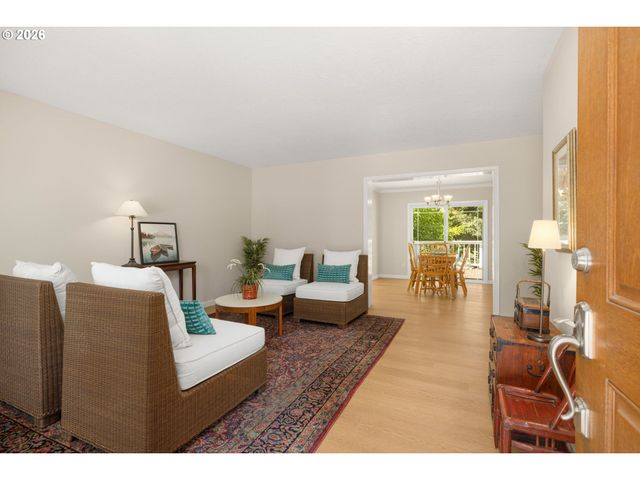 7875 Sw 184TH Ave, Beaverton, OR 97007