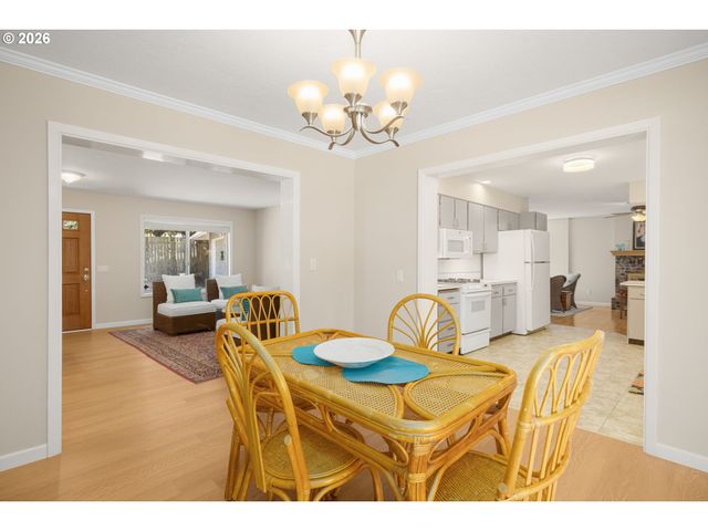 7875 Sw 184TH Ave, Beaverton, OR 97007