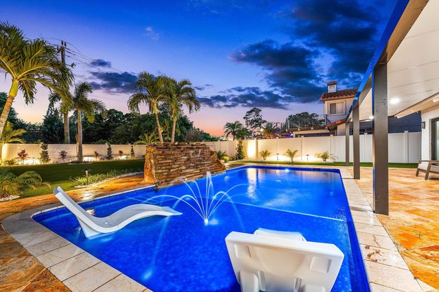 1520 SW 17TH Street, Boca Raton, FL 33486