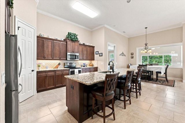 2341 LAKE JAMES WAY, Lakeland, FL 33810