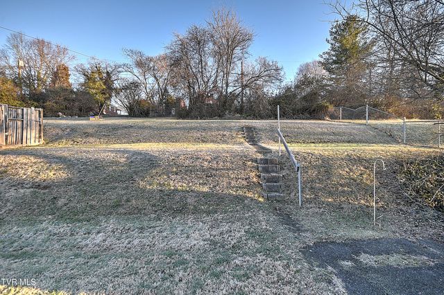 1332 Garden Drive, Kingsport, TN 37664