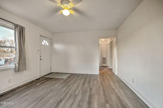 1332 Garden Drive, Kingsport, TN 37664