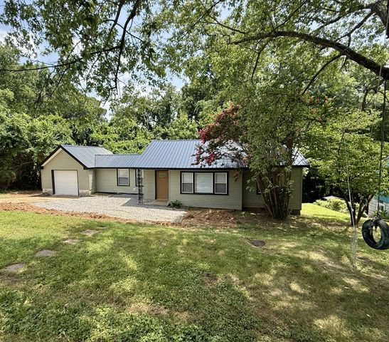 714 McGraw St, Clarksville, TN 37040