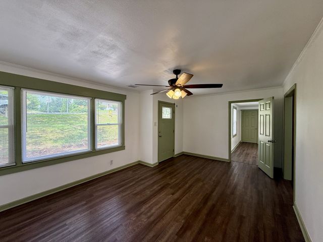 714 McGraw St, Clarksville, TN 37040