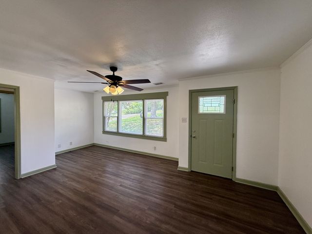 714 McGraw St, Clarksville, TN 37040