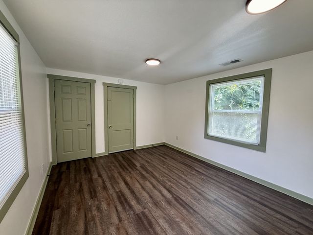 714 McGraw St, Clarksville, TN 37040
