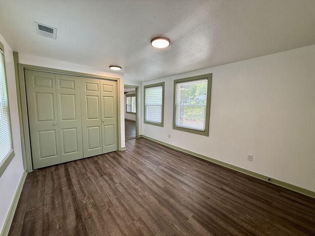 714 McGraw St, Clarksville, TN 37040