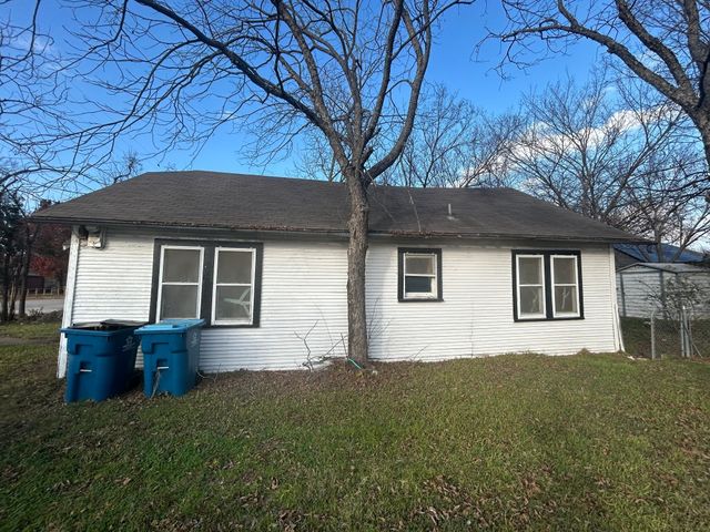 502 N Spears Street, Alvarado, TX 76009