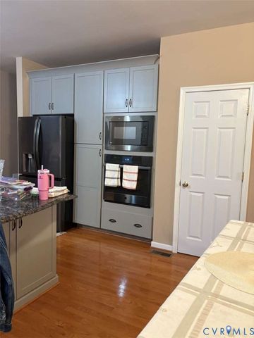 14006 Grace Wood Pl, Midlothian, VA 23113