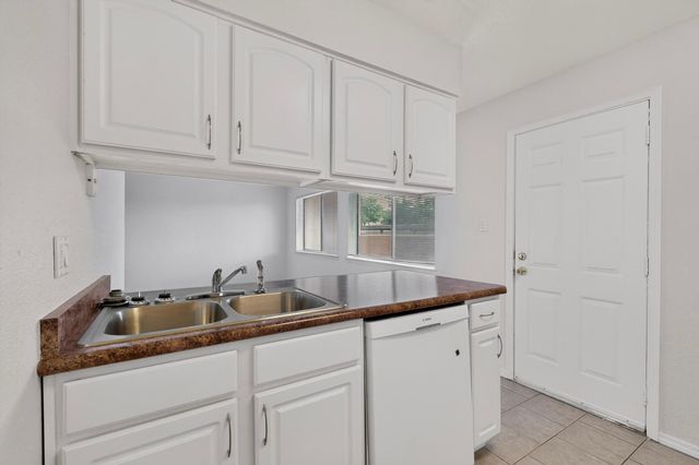 4200 Montgomery Boulevard NE 124, Albuquerque, NM 87109