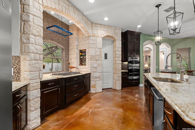 3002 ELM CREEK PL, San Antonio, TX 78230