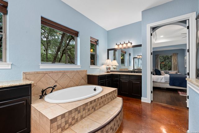 3002 ELM CREEK PL, San Antonio, TX 78230