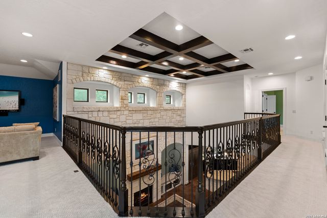 3002 ELM CREEK PL, San Antonio, TX 78230